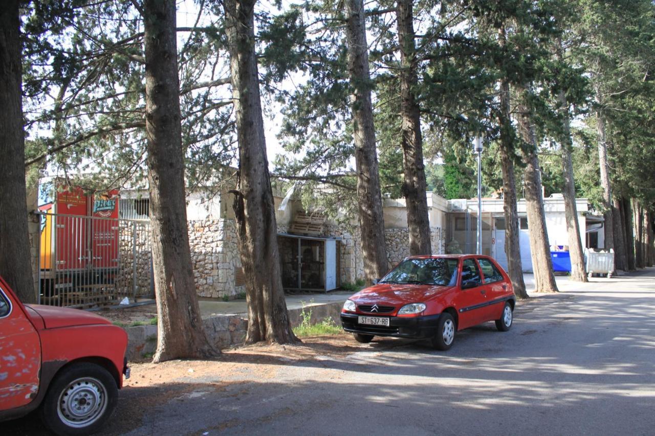 Apartments With A Parking Space Jelsa, Hvar - 8713 Jelsa  Buitenkant foto
